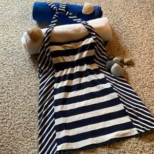 Women’s Land’s End long tankini/swim dress - top only. Size 8P.  EUC